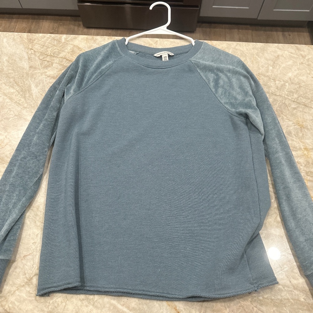 American eagle sweater